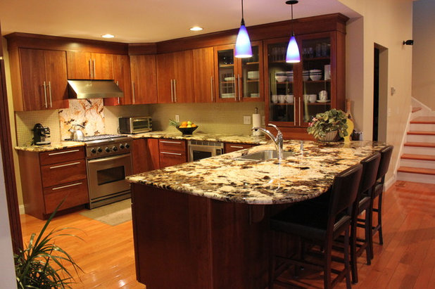 Contemporary Kitchen by Capstone Marble and Granite / Boston