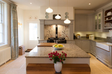 Inspiration for a traditional kitchen in Cambridgeshire.