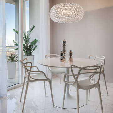 Carbonell, Brickell Key - Modern, Sophisticated & Practical Vacation Condo