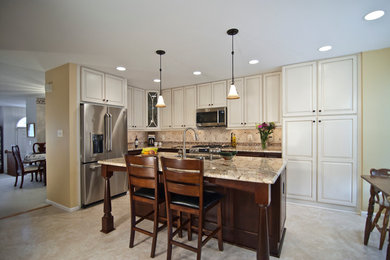 Inspiration for a transitional kitchen remodel in DC Metro