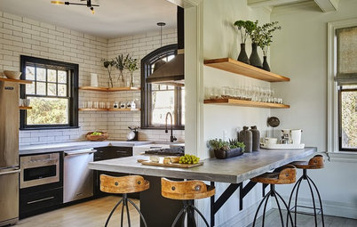 Houzz Tour: Vintage Industrial Touches Update a Carriage House