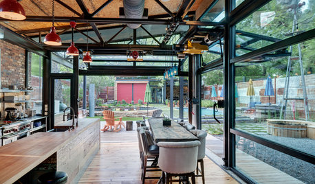 Houzz Tour: A Playful New Home With Restaurant Style