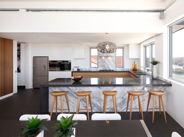 Contemporary Kitchen by Andrew Dee @ Wonderful Kitchens