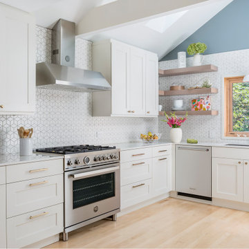 CEDAR LAKE KITCHEN