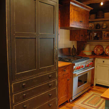 Central Kentucky Log Cabin Primitive Kitchen