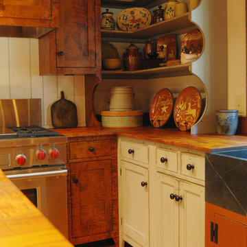 Central Kentucky Log Cabin Primitive Kitchen