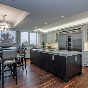 Certified Luxury Builders - 41 West - Pelican Bay - Contemporary Kitchen