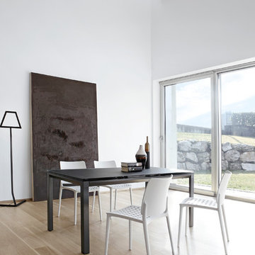 Chat Dining Table by Bonaldo