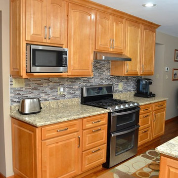 Chesterton, IN. Haas Signature Collection, Maple Honey Kitchen
