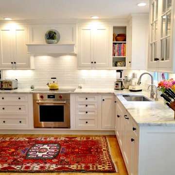 Chic Cottage Kitchen Fit For A Queen