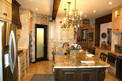 Example of an eat-in kitchen design in Other