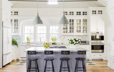 Kitchen of the Week: Contemporary Twist on Classic Coastal Style