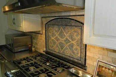 Kitchen - mid-century modern kitchen idea in Cincinnati