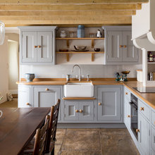English country kitchen