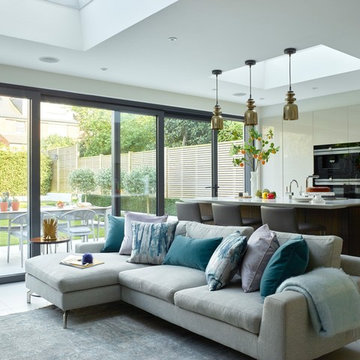 CLASSIC CONTEMPORARY HOUSE IN MUSWELL HILL