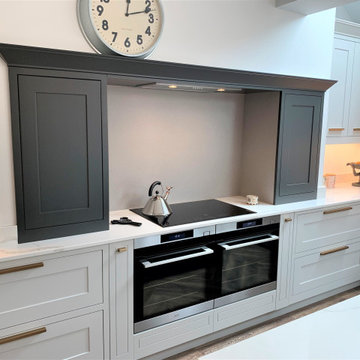 Classic In-Frame Shaker Breakfasting Kitchen With A Contemporary Twist
