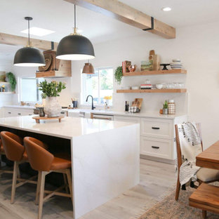 CLASSIC MODERN KITCHEN