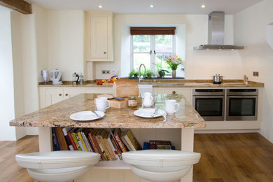 Design ideas for a traditional kitchen in Devon.