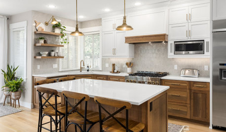 New This Week: 4 Ways With White-and-Wood Kitchens