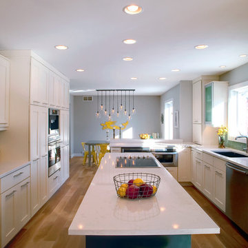 Classic White with a Splash of Yellow