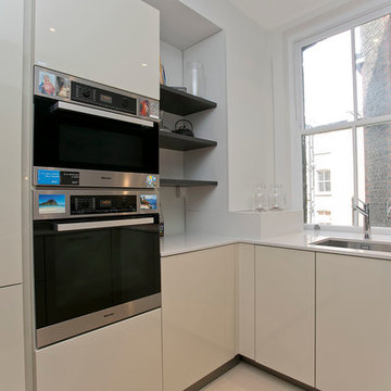 Classy and stylish apartment with its cozy feel, right in central London.