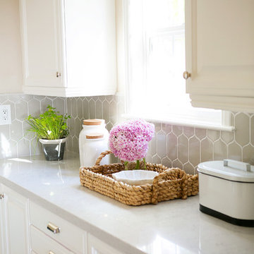 Clean and Bright Kitchen Remodel