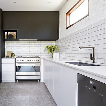 Clifton Hill Home - Kitchen