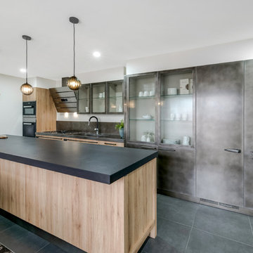 Clifton Hill - Kitchen, Living and Bathroom