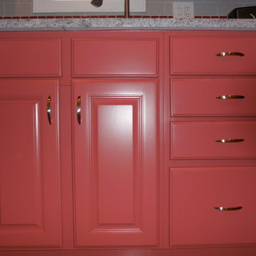 CLOSE UP: COMPLETED KITCHEN CABINETS
