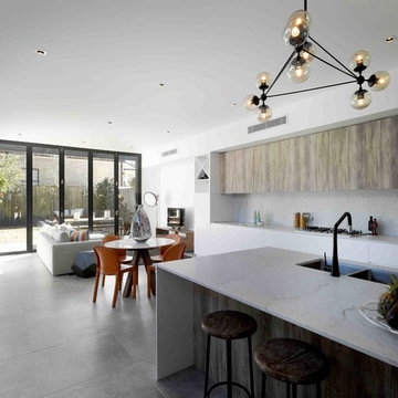 Clovelly Semi 01