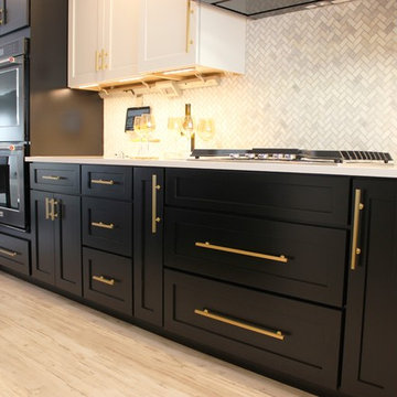 Coal Valley, IL- What's Black & White and Gold All Over? This On-Trend Kitchen