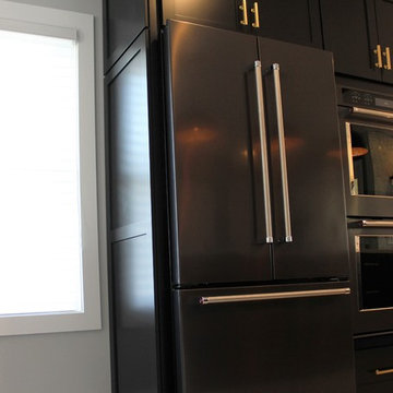 Coal Valley, IL- What's Black & White and Gold All Over? This On-Trend Kitchen