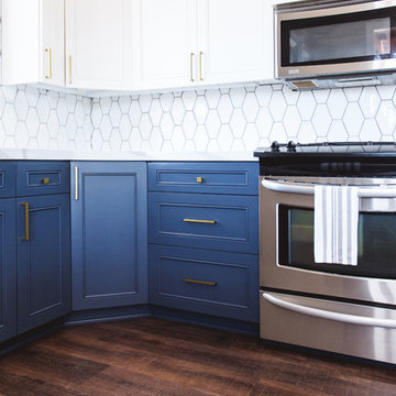 Coastal blue kitchen
