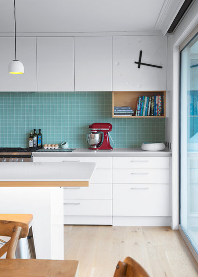 Scandinavian Kitchen by Kitchen Architecture Ltd