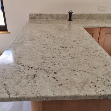 Colonial White 7179 Granite Worktop for Your Kitchen at Cheap Price