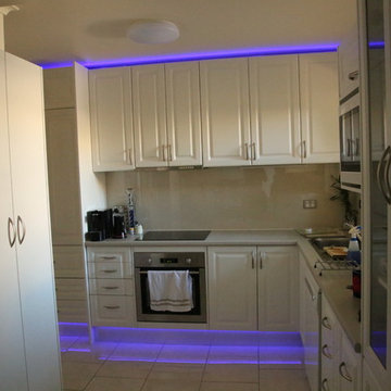 Colour Changeable Strip Lighting Kitchen