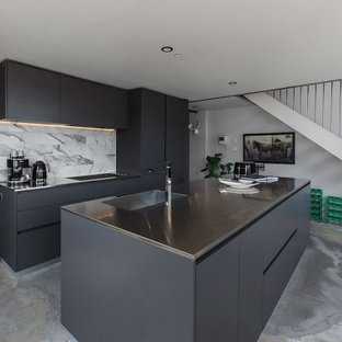 Design ideas for a contemporary kitchen in Melbourne.
