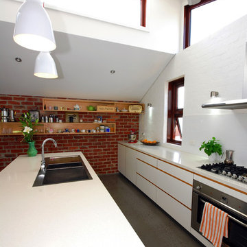 Compact Dwelling Junction House