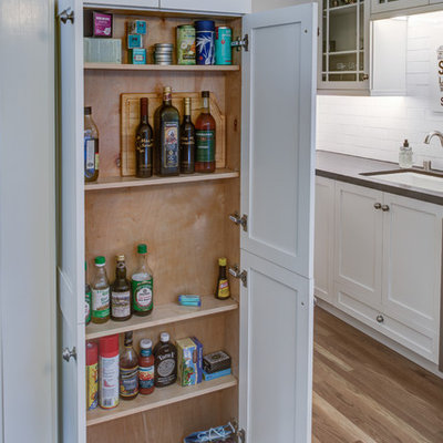 Inspiration for a contemporary home design remodel in San Francisco