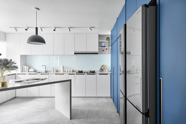 Contemporary Kitchen by 19 Eighty Three