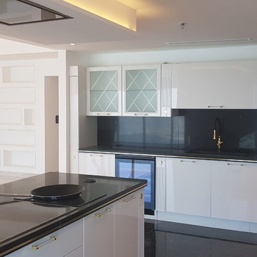 Complete luxurious kitchen remodelling