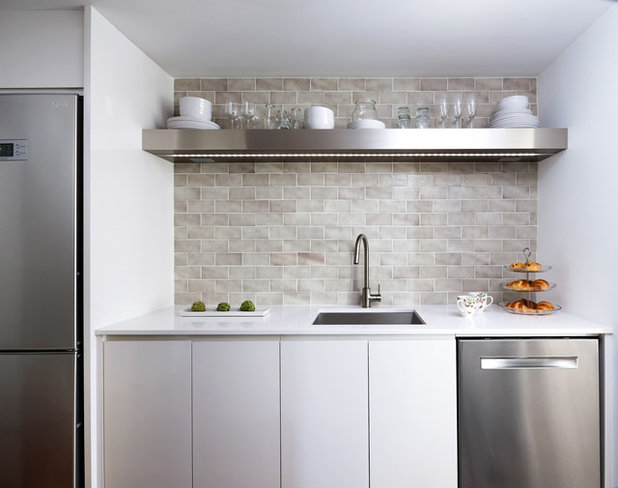 Contemporary Kitchen by Toronto Interior Design Group