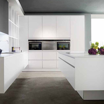 Contemporary and Modern Kitchens