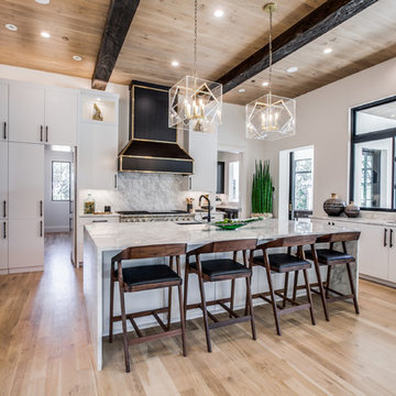 Contemporary Black / Brass Kitchen