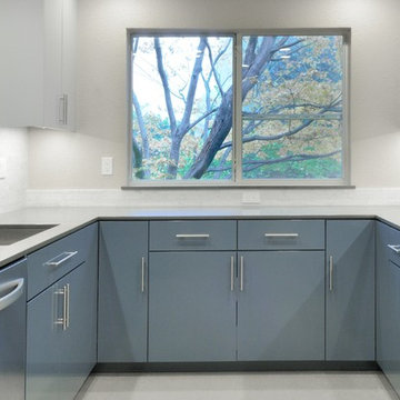 Contemporary Blue-Gray Kitchen