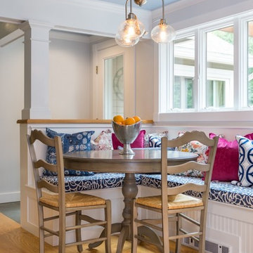 Contemporary Country - Kitchen and breakfast nook