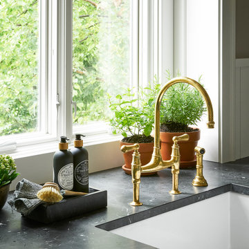 Contemporary country Kitchen Renovation