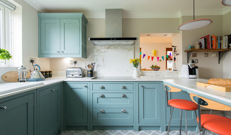 Ideas we Love: 31 Scrumptious Blue Kitchens