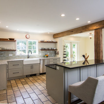 Contemporary Farmhouse Kitchen Renovation