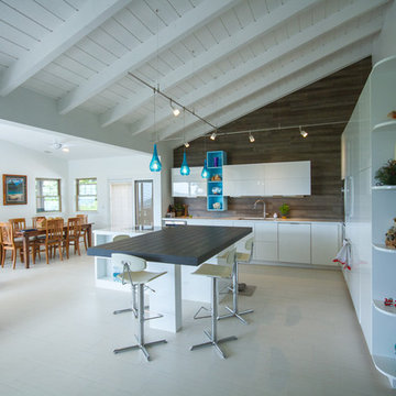 Contemporary Hawaii Kai Kitchen